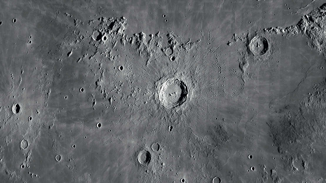 Regele craterelor de pe Lună