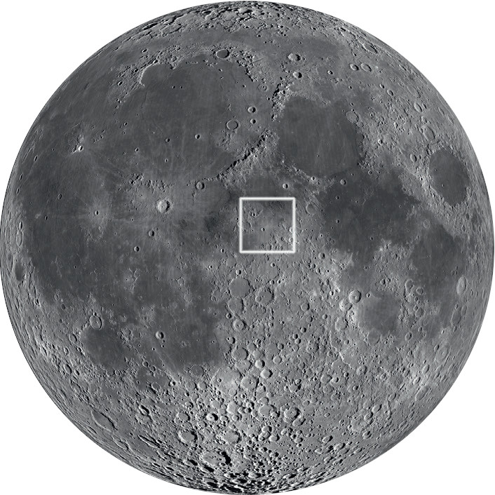 Cele două rille se găsesc aproape în centrul Lunii. NASA