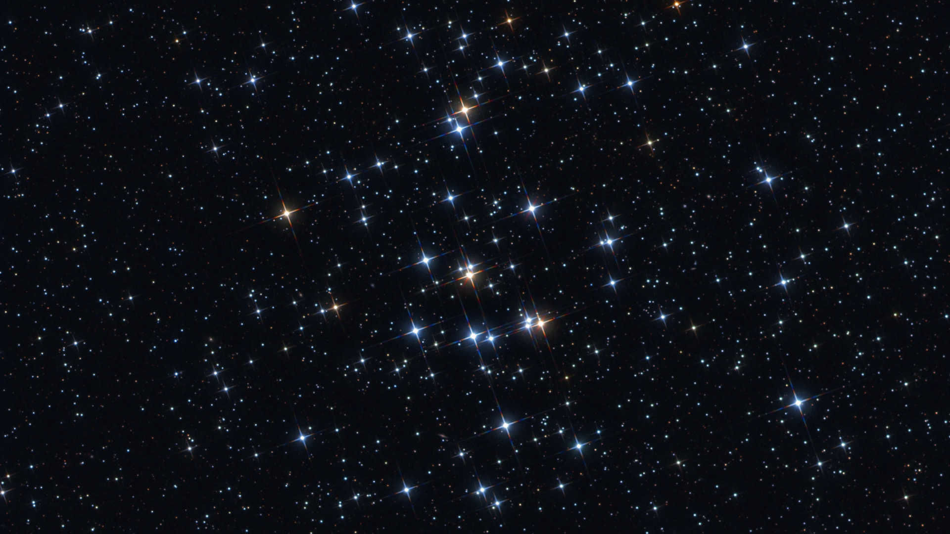 Roiul stelar deschis M 44 se arată în toată splendoarea pe cerul de primăvară. Mario Weigand