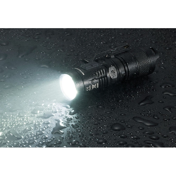 Nitecore Lanternă Lanterna PMT10C