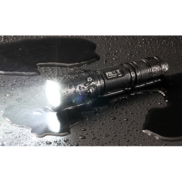 Nitecore Lanternă Lanterna P20