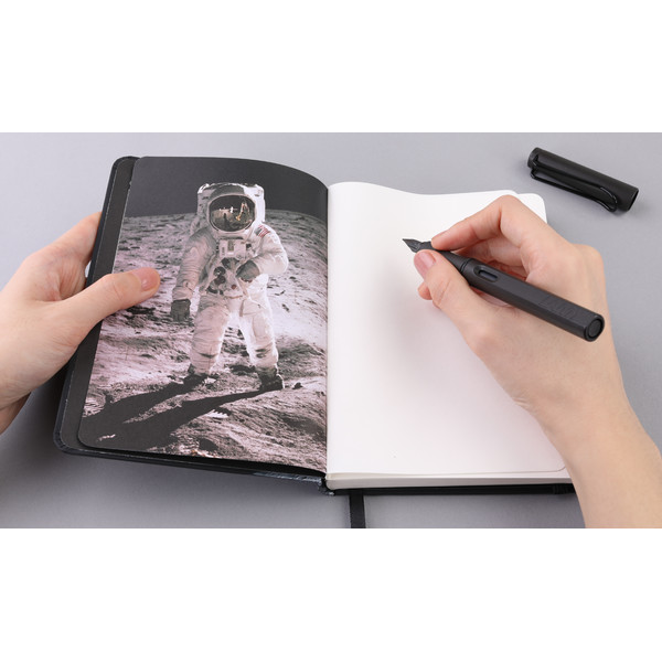 AstroReality Notebook LUNAR AR