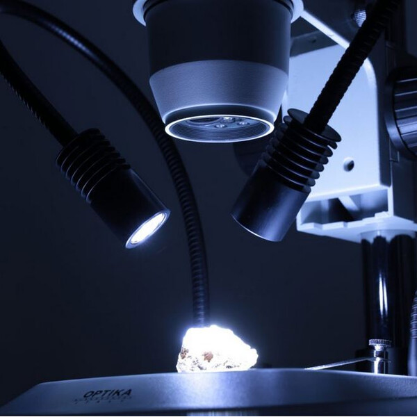 Optika microscopul stereoscopic zoom SZO-3, bino, 6,7-45x, stativ coloană, lumină incidentă și transmisă