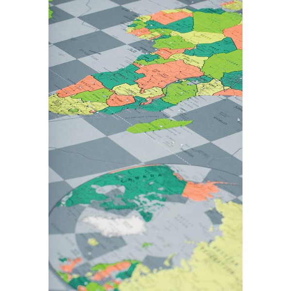 The Future Mapping Company Harta lumii Colour Map verde-roşu-portocaliu-albastru, magnetică