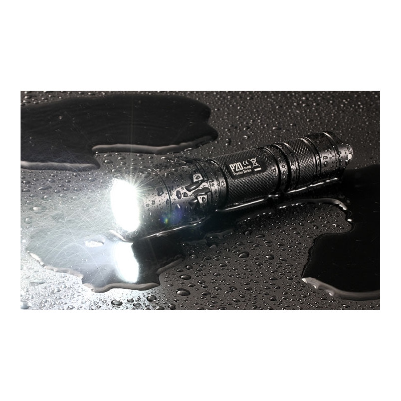 Nitecore Lanternă Lanterna P20