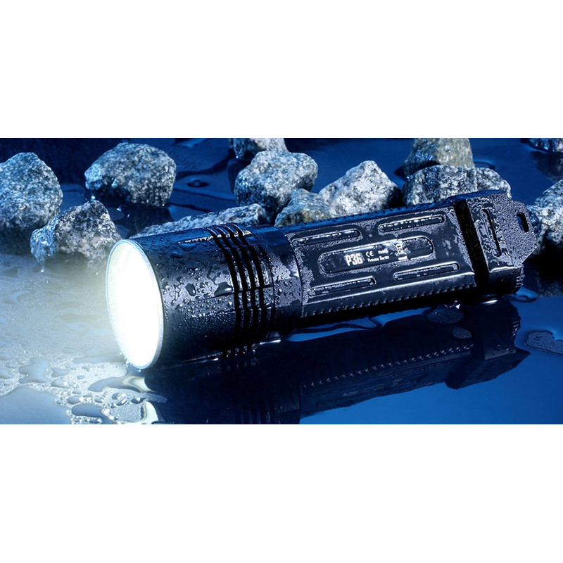 Nitecore Lanternă Lanterna P36