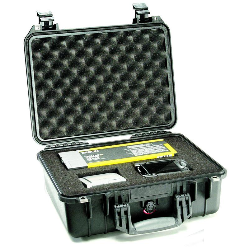 PELI Geamantan Model 1450, negru