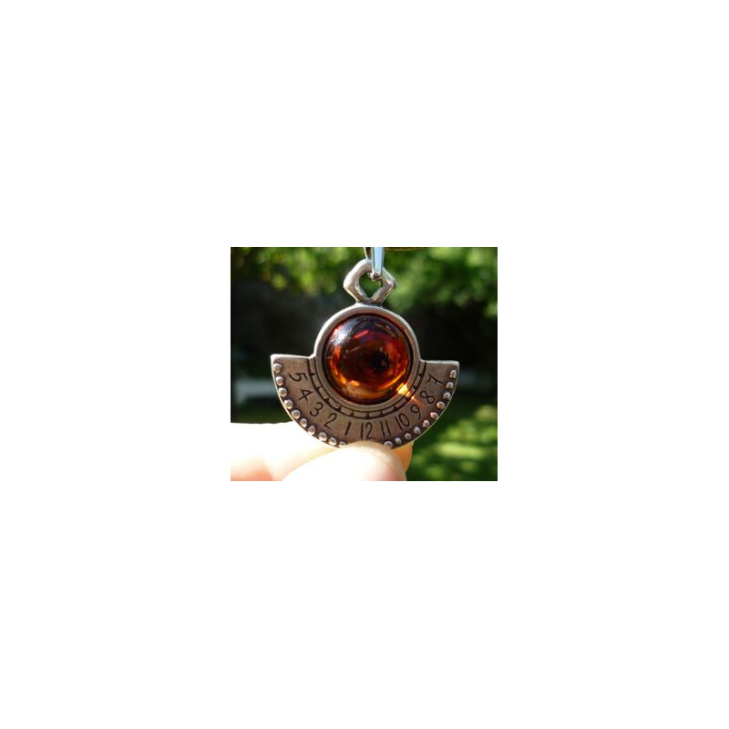 Ragalaxys Colier Hypatia Sundial Red