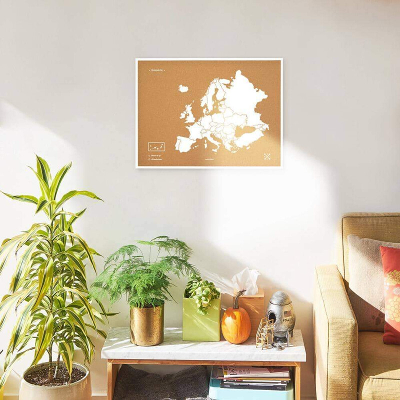 Miss Wood Hartă continentală Woody Map Europa alb 60x45cm înrămat