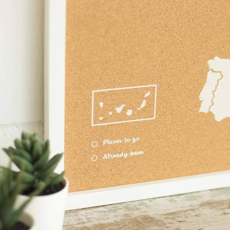Miss Wood Hartă continentală Woody Map Europa alb 90x60cm înrămat