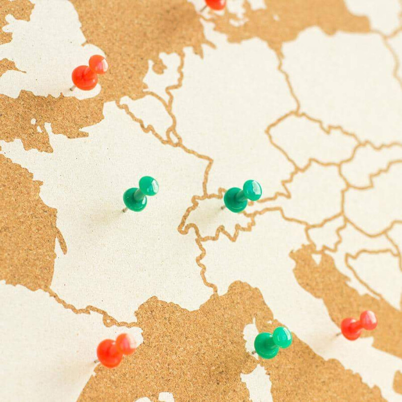 Miss Wood Hartă continentală Woody Map Europa alb 90x60cm înrămat