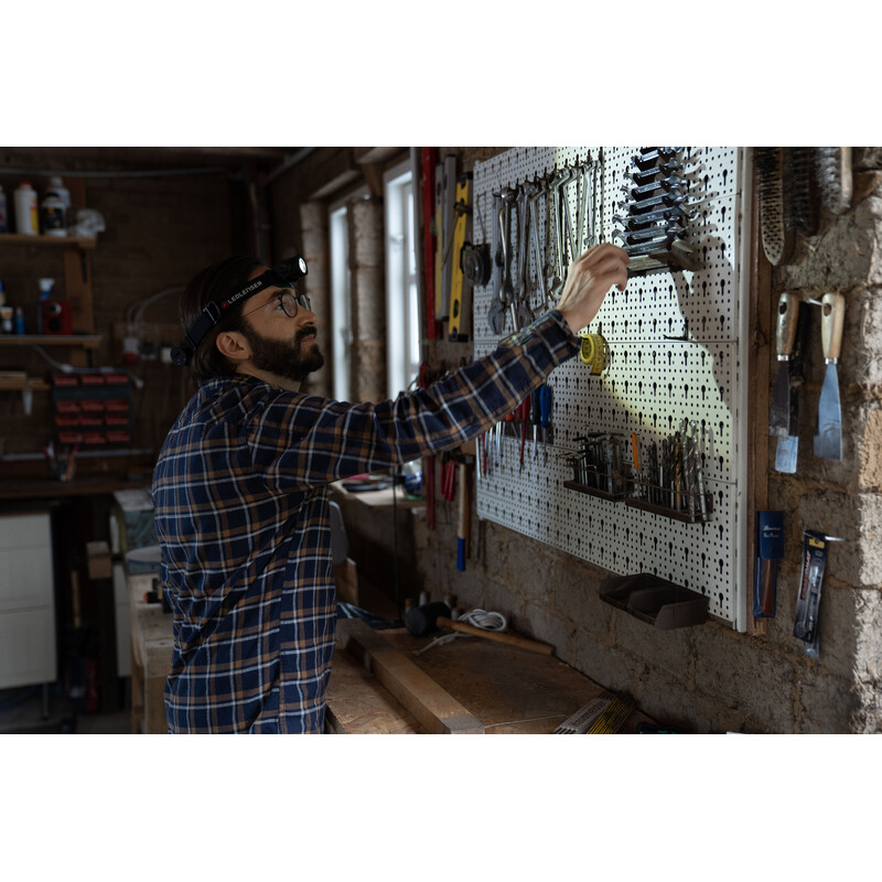 LED LENSER Frontala Nucleul H7R