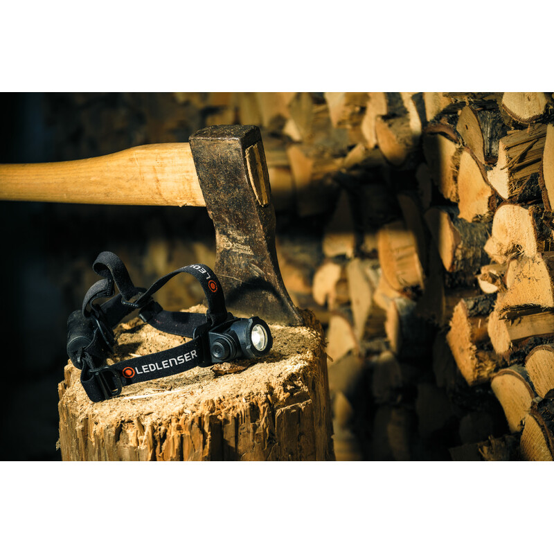 LED LENSER Frontala Nucleul H7R
