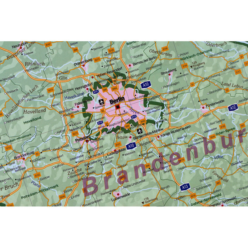 GeoMetro Harta Deutschland physisch (100 x 140 cm)