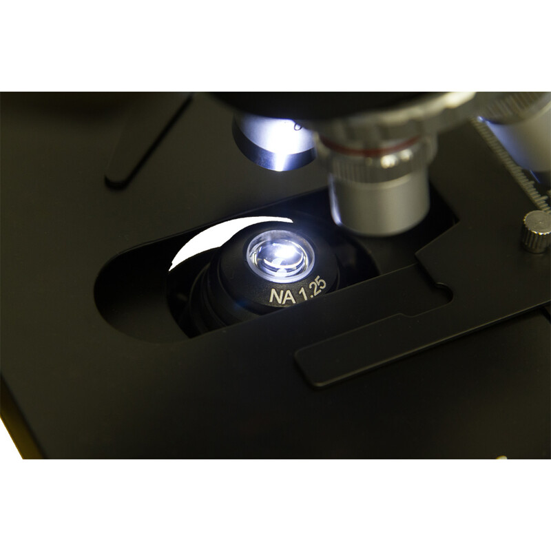 Levenhuk Microscopul stereoscopic 740T Trino 40-2000x LED