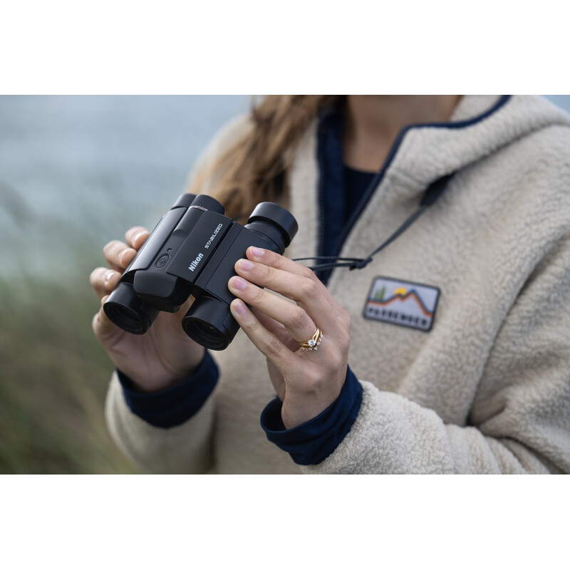 Nikon Binocluri cu stabilizator de imagine Bildstabilisiertes Fernglas Stabilized 10x25 S